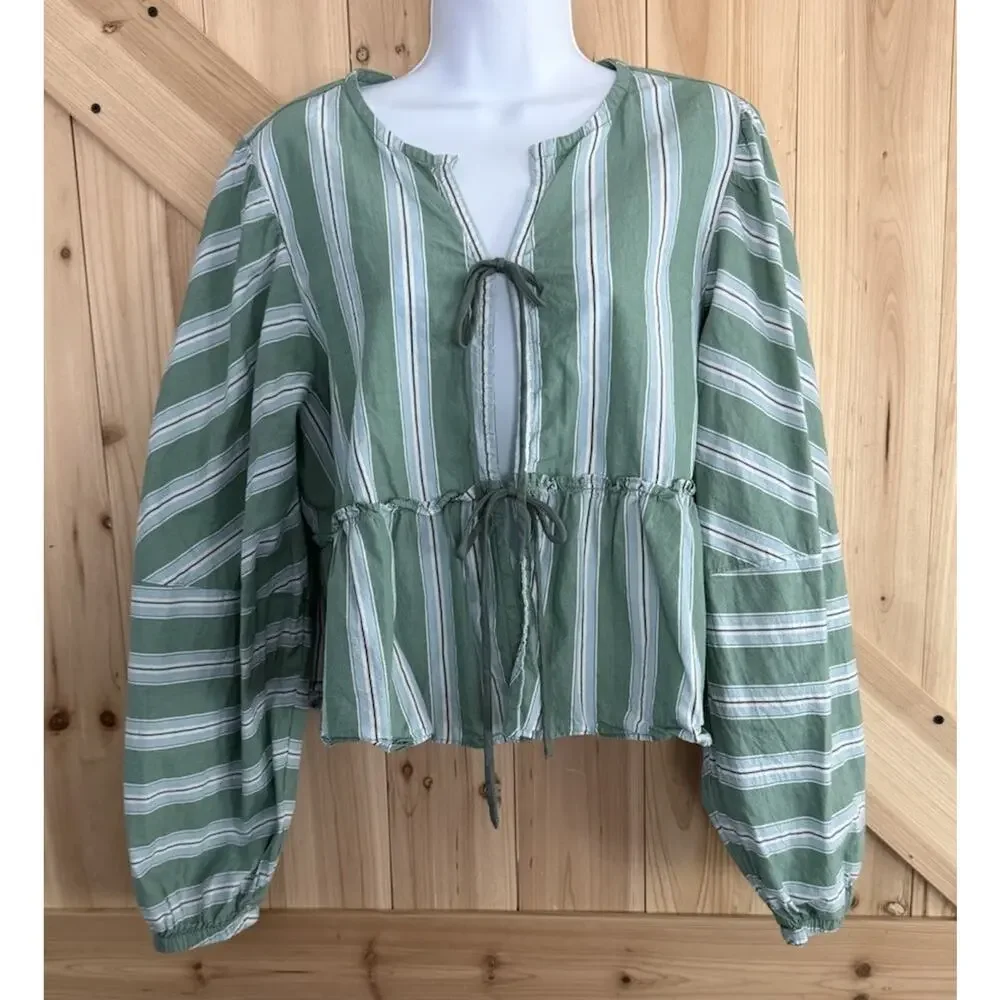 Free People Brunch Babe White Spruce Stripe Tie Front Peplum Boxy Crop Top Sz M